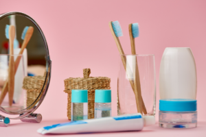 toothpaste-mouthwash-mirror